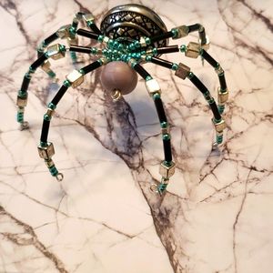 Beaded spider 🕷